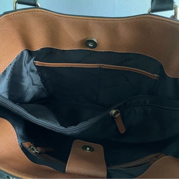 Calvin Klein Women’s Black & Brown Leather Textured Tote Shoulder Bag - Picture 9 of 10